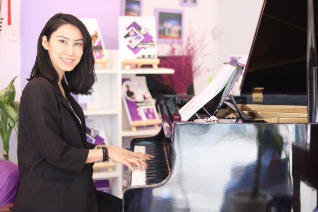 Dạy học đàn piano cho người lớn tuổi tại quận Tân Phú hiệu quả