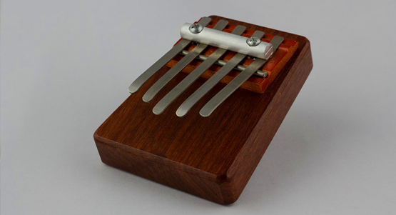 CÁCH CHỌN MUA ĐÀN KALIMBA CHO NGƯỜI MỚI TẬP CHƠI