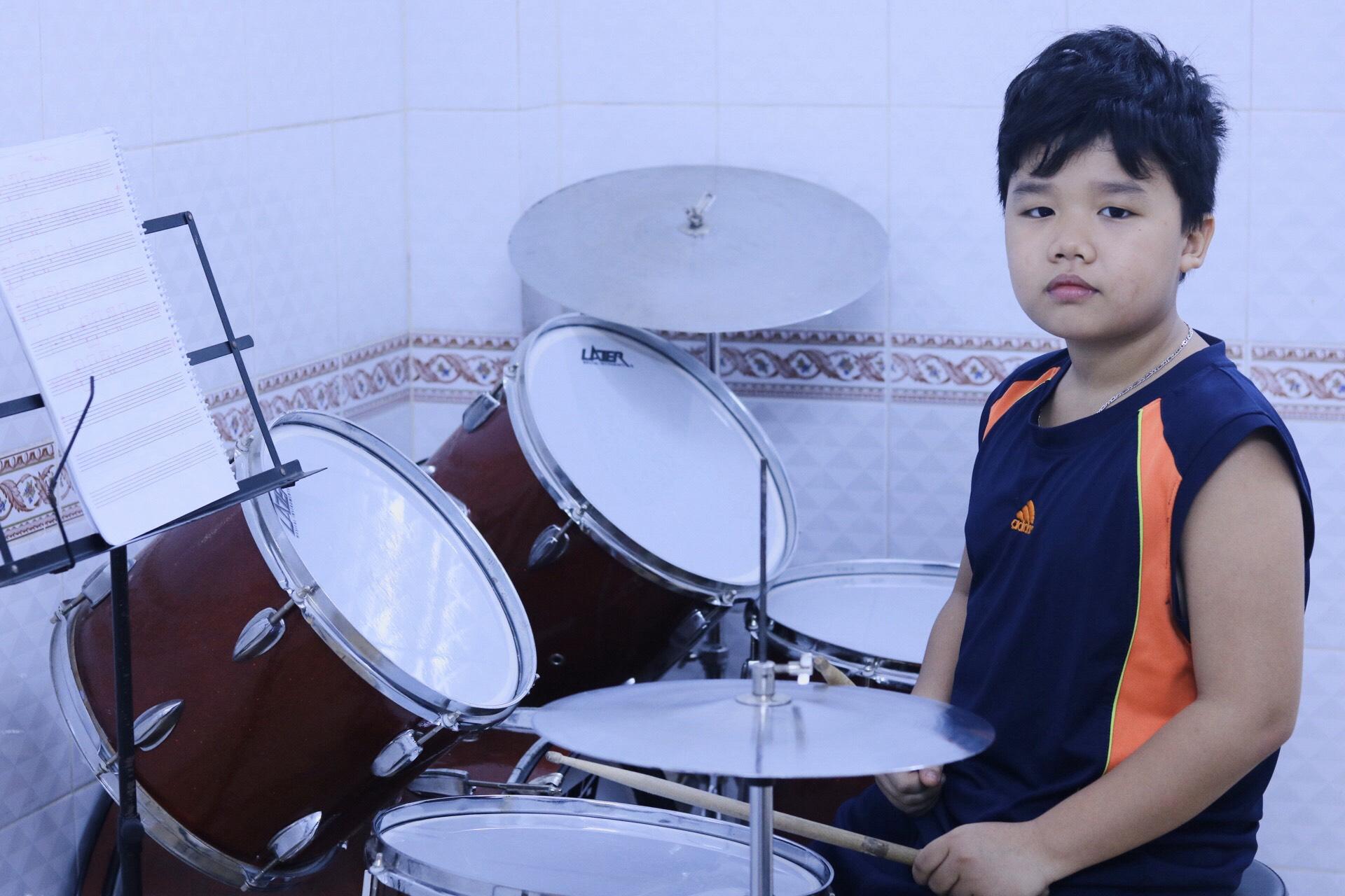 Học chơi trống jazz có khó không ?