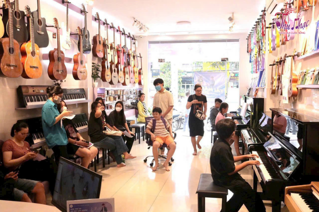 Cửa hàng bán kèn saxophone chính hãng uy tín