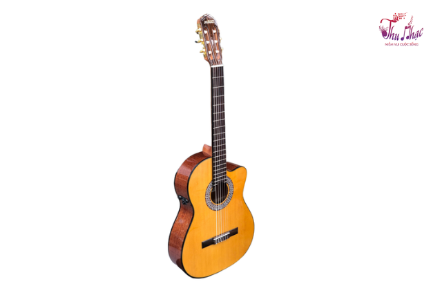 Đàn guitar Classic Admira Flamenco EQ