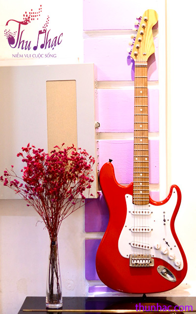 guitar cổ điện