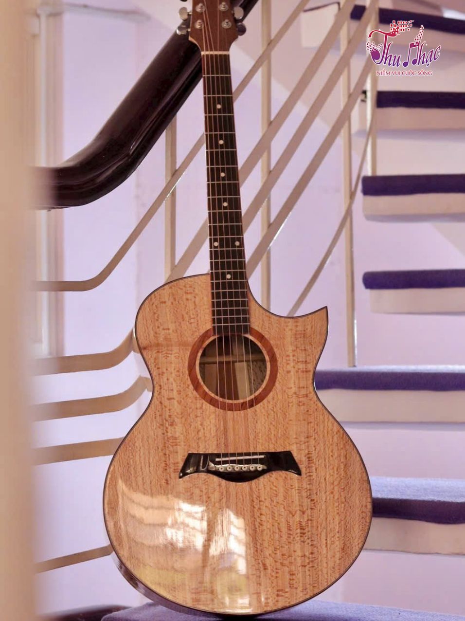Đàn guitar Yamaha chính hãng