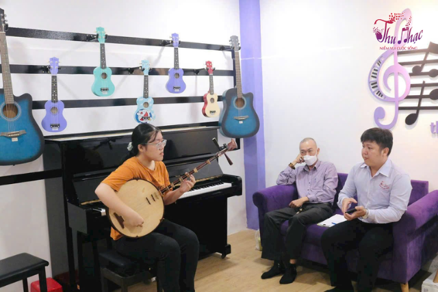 Khóa học đàn nguyệt cơ bản tại Hòa Bình 