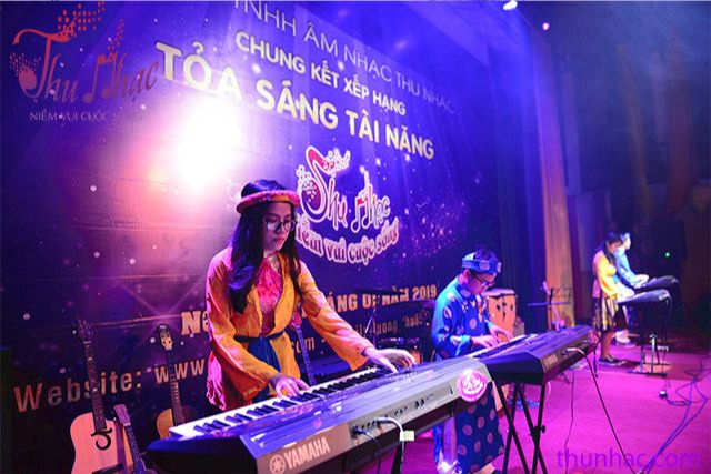 Học đàn organ cho người lớn có khó không?