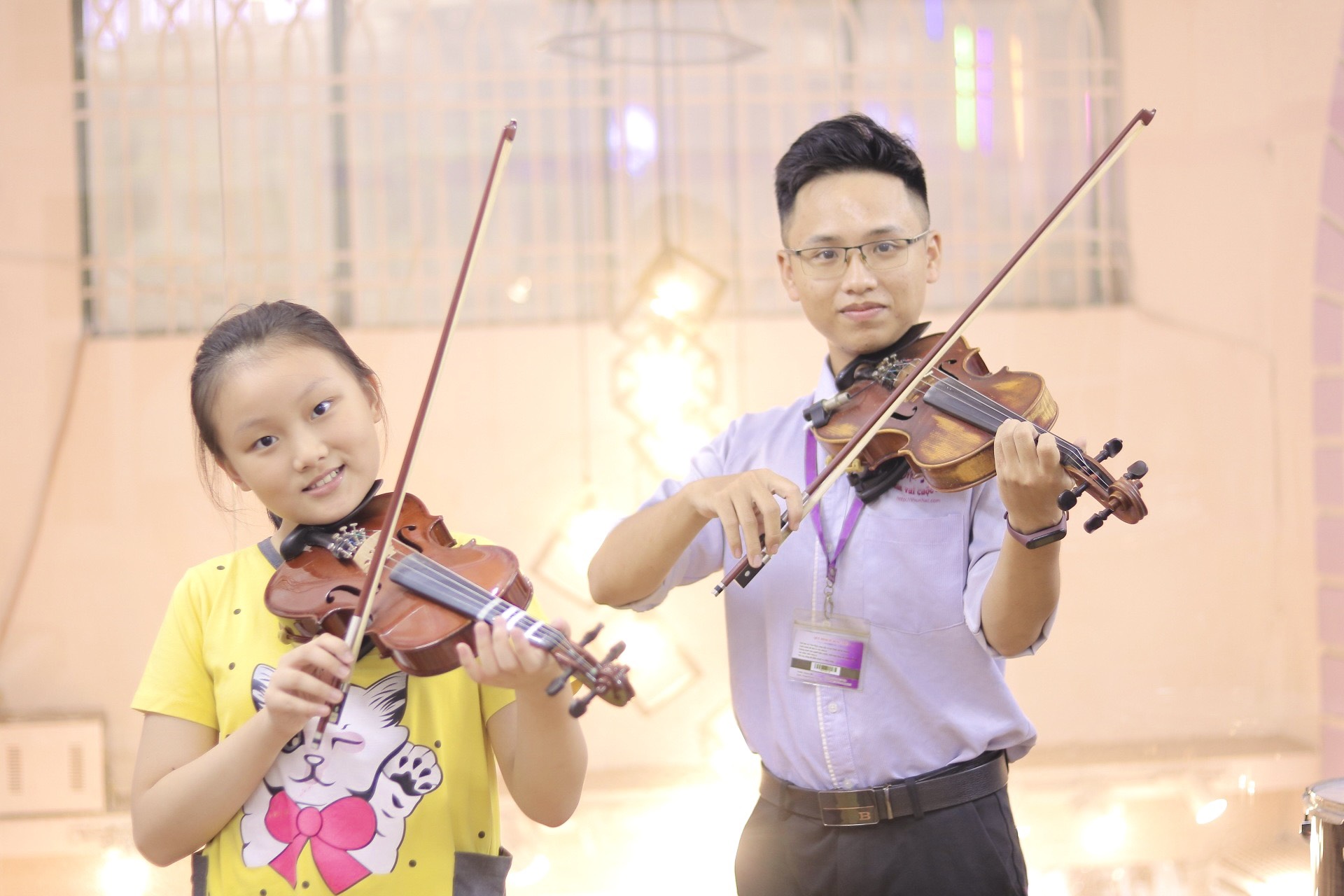Học đàn violin giúp trẻ tự tin hơn 