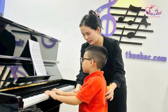 Khóa học đàn piano mùa hè cho bé hiệu quả