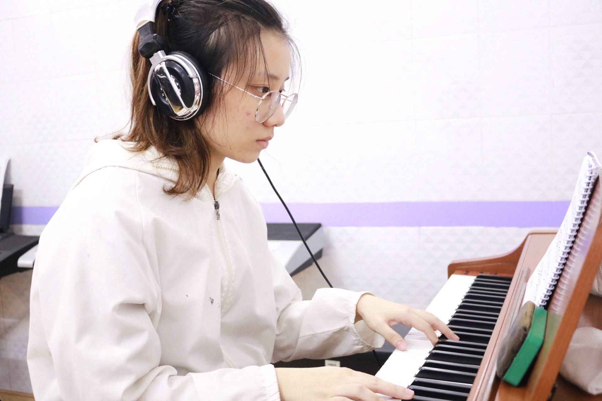 Học piano online trung tâm nào uy tín