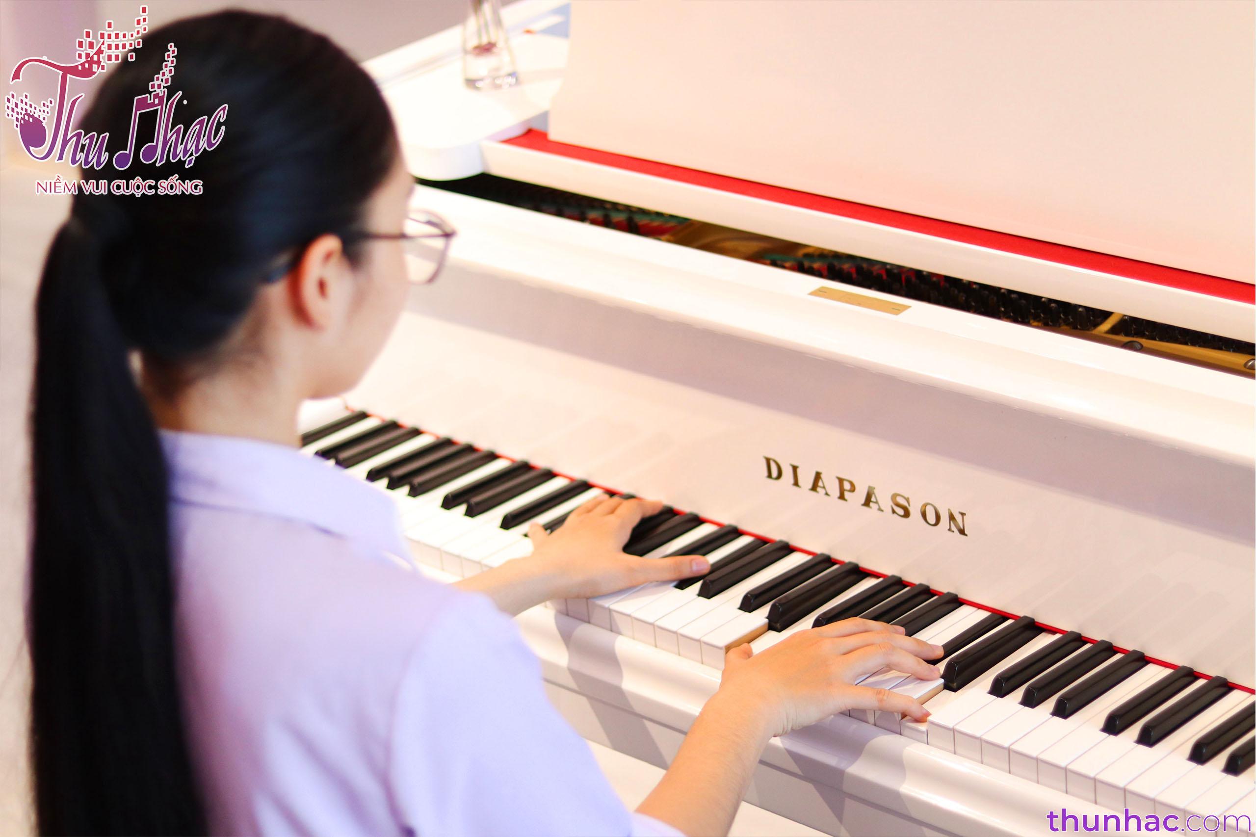 Học piano online ở đâu dạy tốt