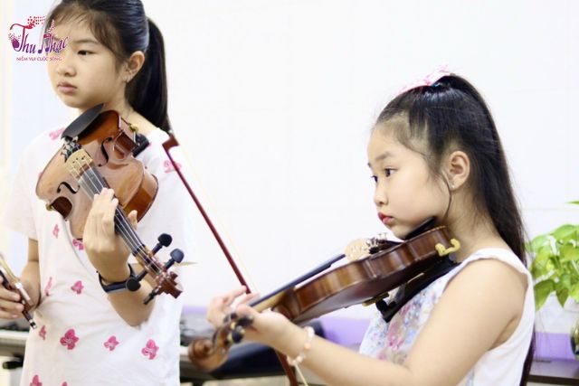 Gia sư dạy đàn violin cho bé tại TPHCM