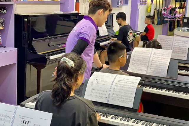 Học piano cho bé tại quận 6
