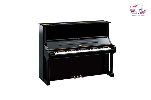 Mặt hông đàn piano cơ Yamaha U3H