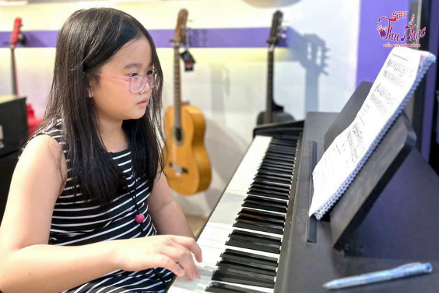 Khóa học piano dành cho bé