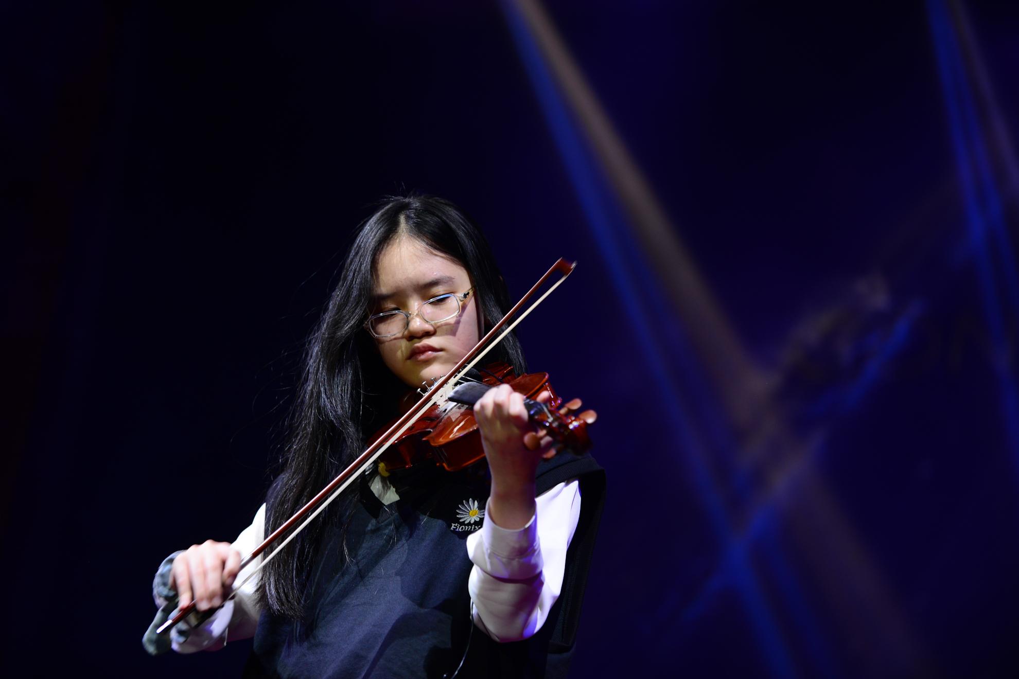 định hướng tư tưởng học dàn violin rõ ràng