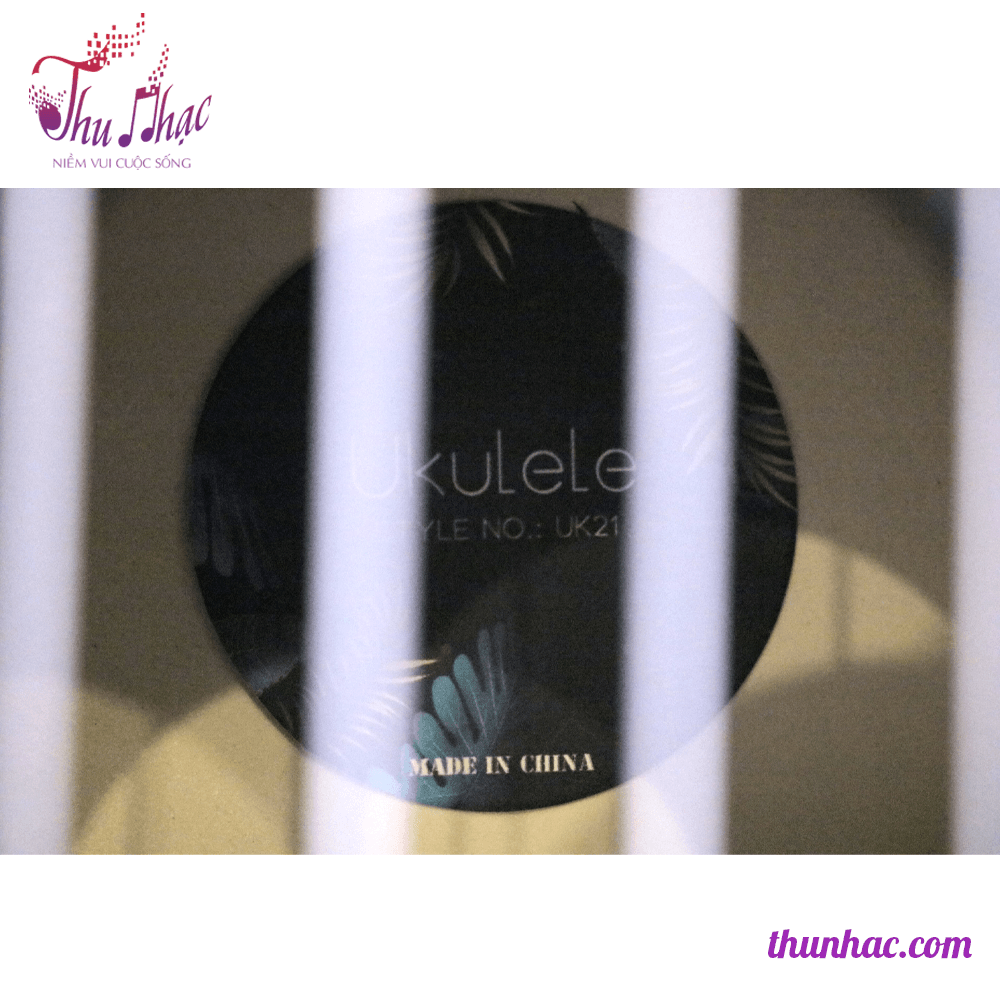 ĐÀN UKULELE SOPRANO MÀU ĐEN