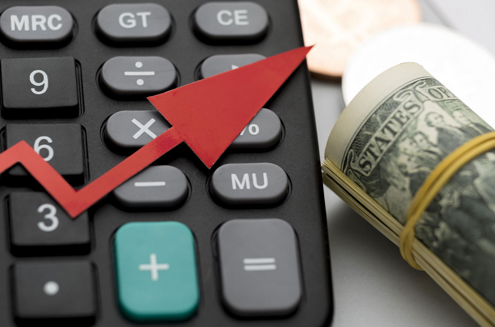 Nhà thầu xây lắp lo lắng vì giá xi măng tăng cao