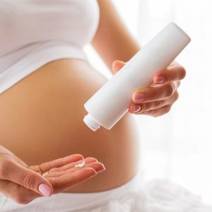 Những sản phẩm chăm sóc da tốt nhất cho mẹ mang thai và cho con bú, theo lời khuyên của bác sĩ da liễu.