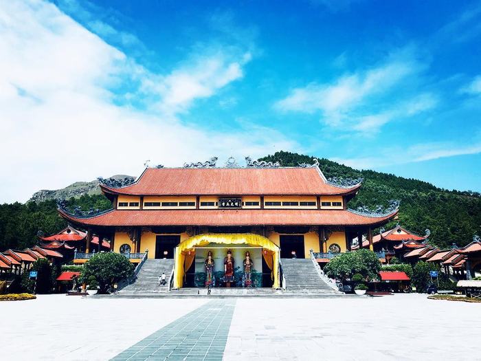 Hà Nội - Chùa Cái Bầu ( Thiền Viện Giác Tâm ) - Chùa Ba Vàng