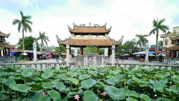 Hà Nội - Đền Vua Cha Bát Hải - Chùa Keo - Đền Trần - Mẫu Phủ Giầy