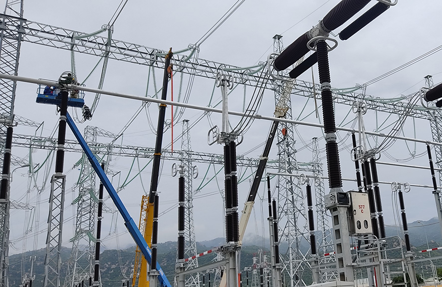 Trạm 500kV Vĩnh Tân