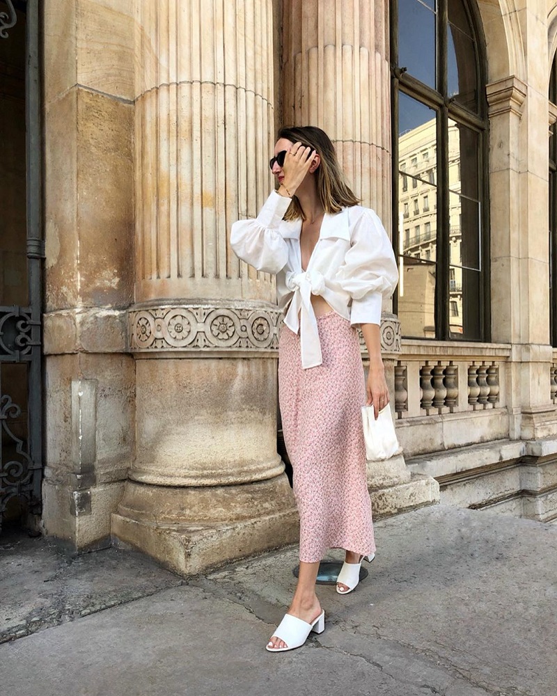 Cách mix match chân váy hoa cho các chị em