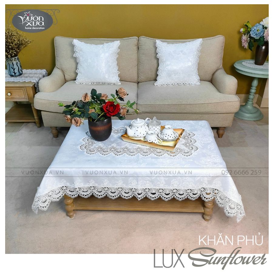 Khăn trải bàn phòng khách màu trắng, vân Hoa Hướng Dương thanh lịch