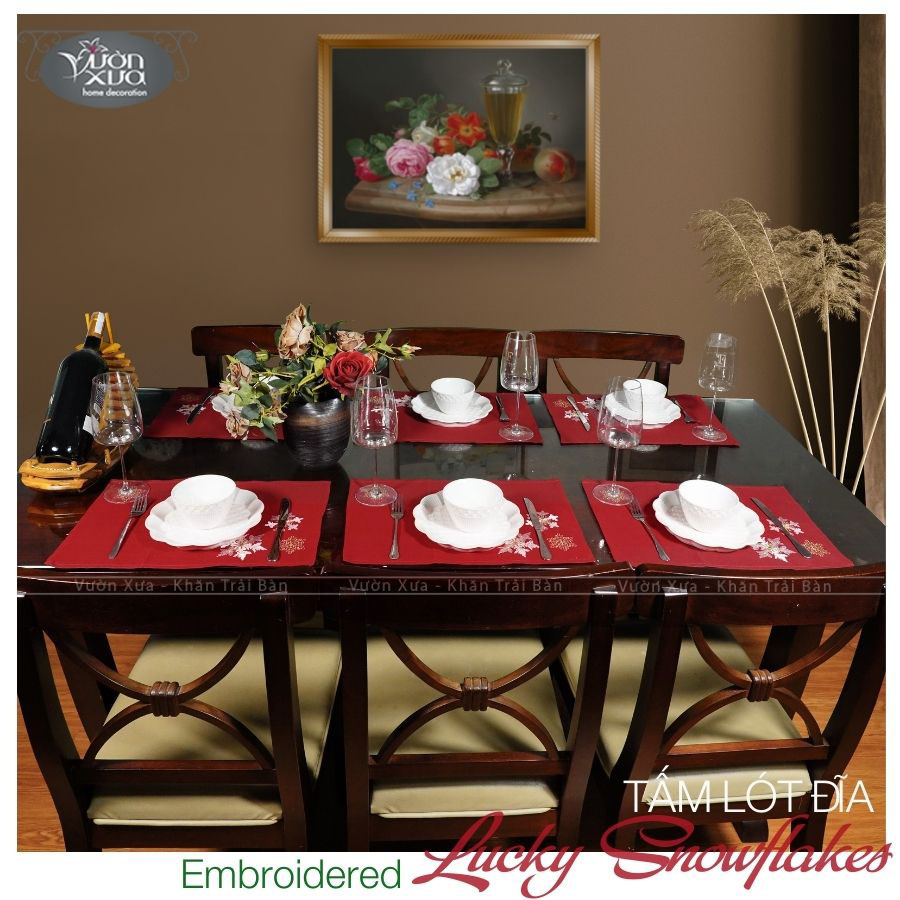 Tấm lót đĩa màu đỏ thêu Hoa Tuyết trang trí Tết và Giáng Sinh VƯỜN XƯA KBLS-30*45cm