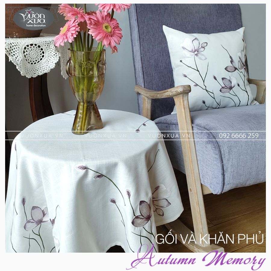 Khăn trải bàn tròn, khăn phủ bàn thêu cành hoa Lan tím VƯỜN XƯA