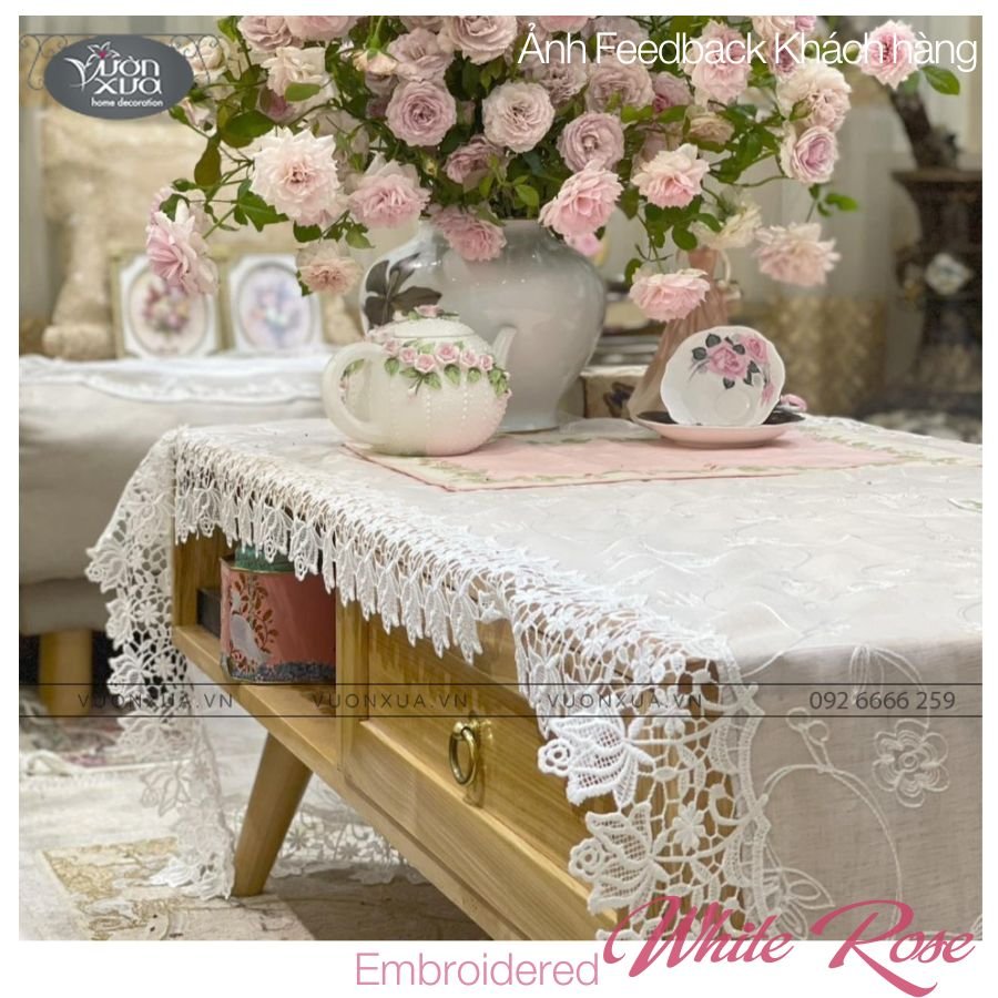 Khăn trải bàn màu trắng (Khăn phủ đàn piano), thêu Hoa Hồng VƯỜN XƯA, KBWR-E