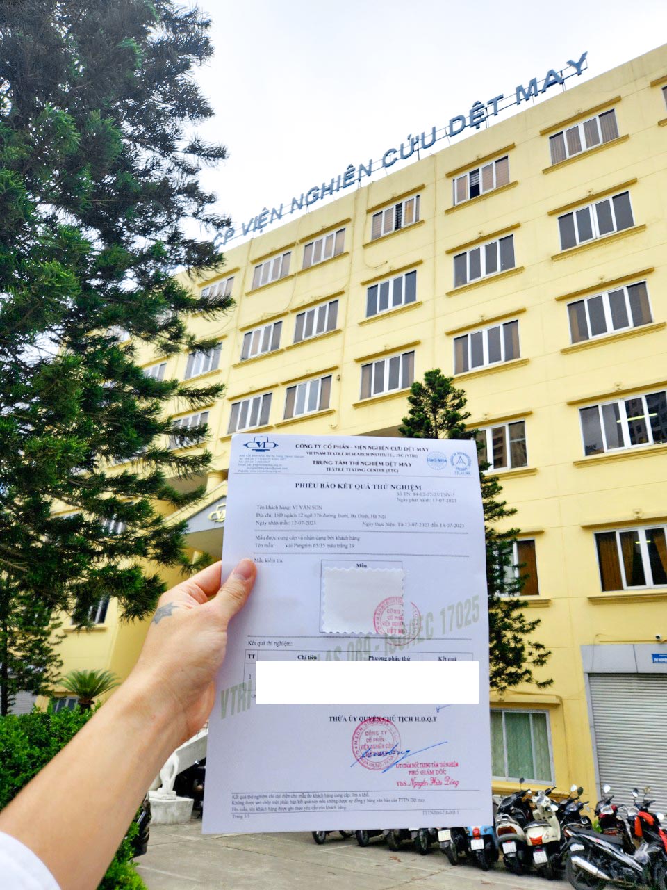 Tại sao không phải mọi chất liệu đều có thể dùng để may Đồng Phục Bếp?