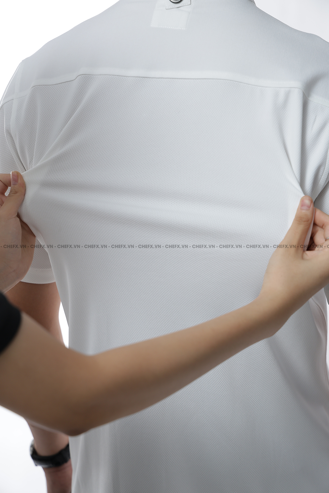 [CHEFX9] ÁO BẾP NHẬT NGẮN TAY CÚC BẤM CÓ PHỐI LƯỚI SAU LƯNG