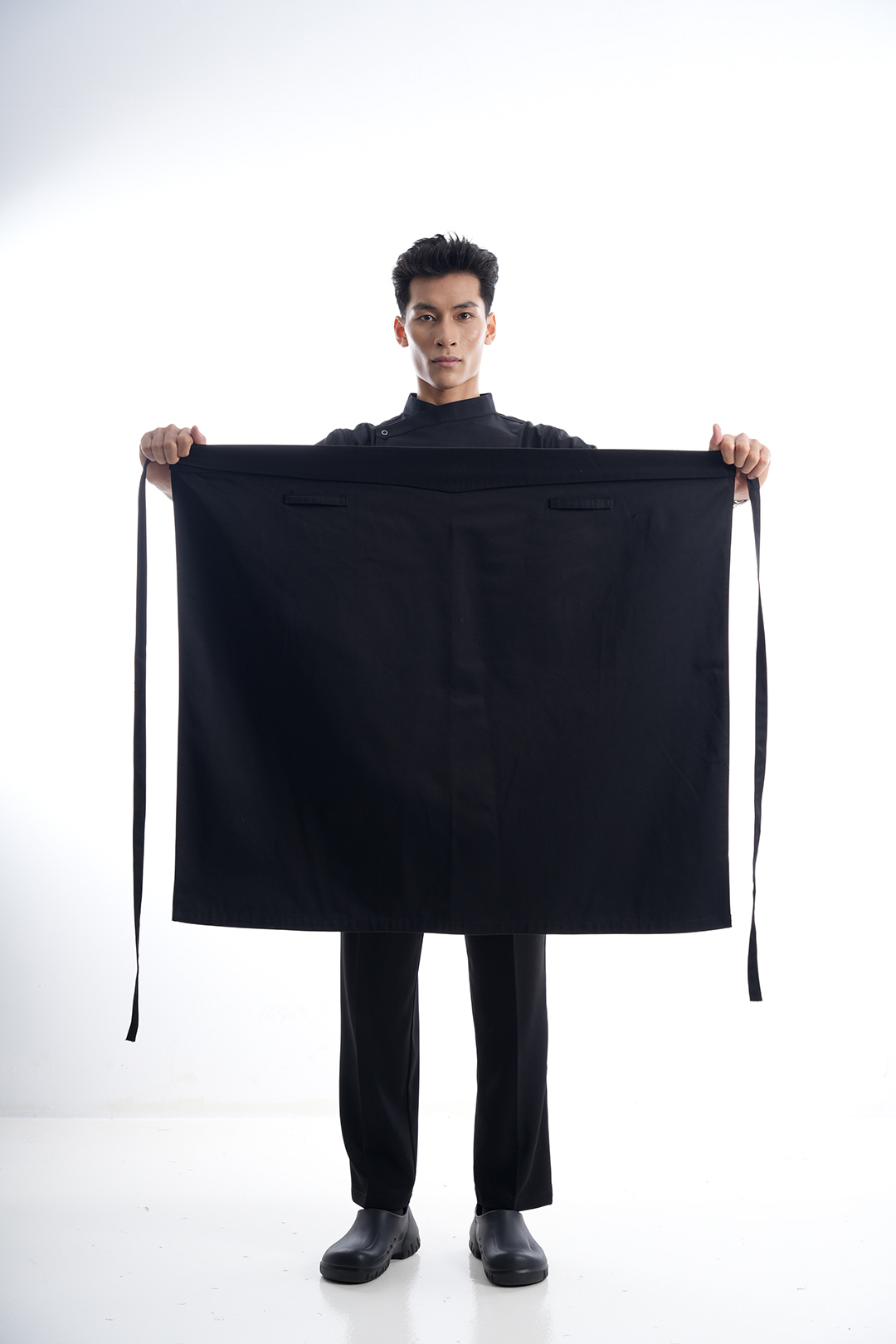 [TD-5] TẠP DỀ BẾP TRƯỞNG ĐAI TAM GIÁC MÀU ĐEN