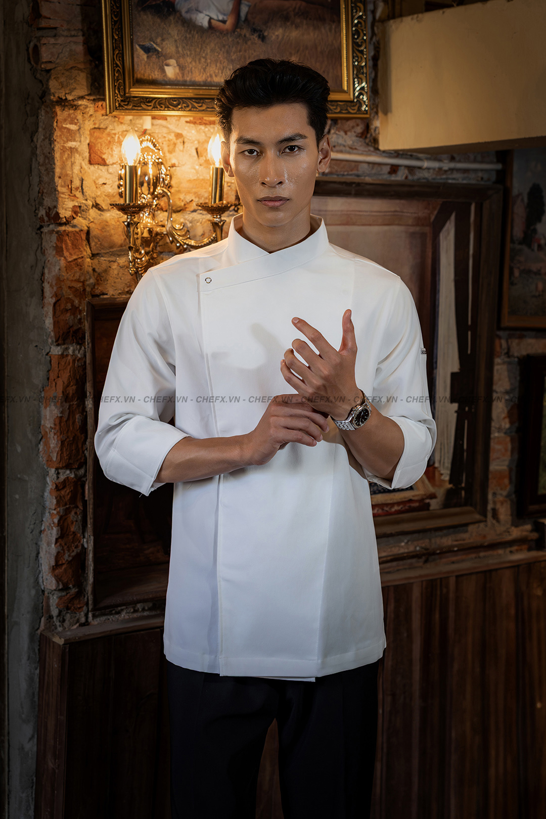 [CHEFX14] ÁO BẾP DÀI TAY CÚC BẤM MÀU TRẮNG CÓ PHỐI LƯỚI CO DÃN SAU LƯNG – WHITE LONG-SLEEVE CHEF JACKET WITH SNAP BUTTONS AND STRETCH MESH BACK PANEL