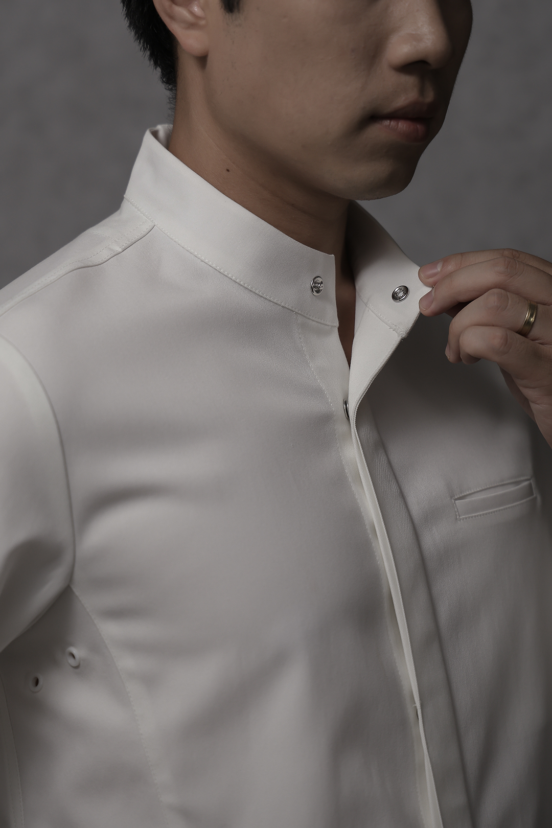 ĐƠN GIẢN - V I P 8 WHITE