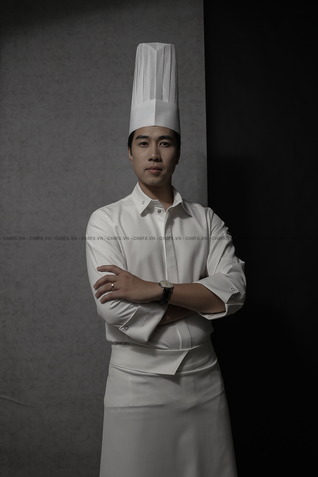 HỪNG ĐÔNG- V I P 6 WHITE