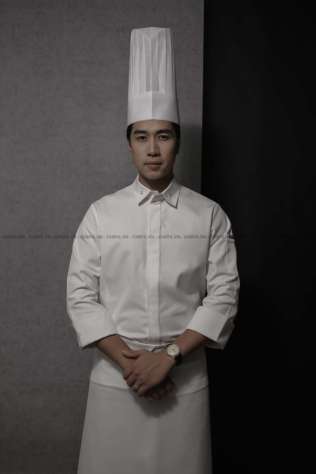 HỪNG ĐÔNG- V I P 6 WHITE