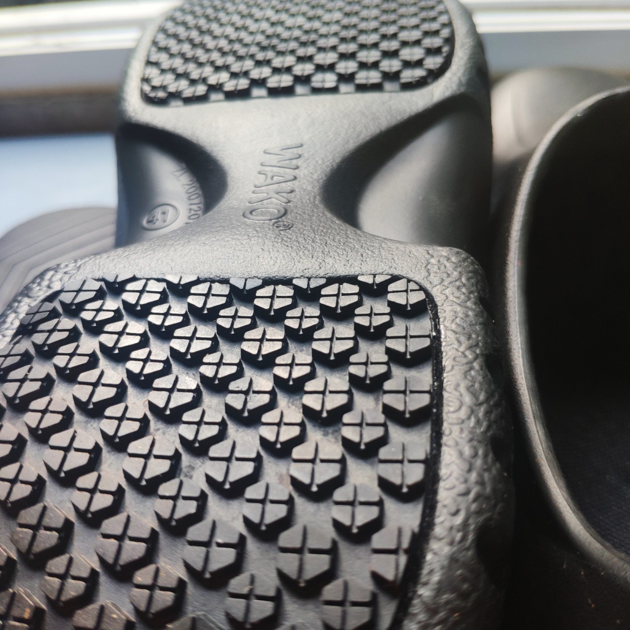 GIÀY ĐẦU BẾP CHÍNH HÃNG WAKO ĐẾ CHỐNG TRƠN TRƯỢT