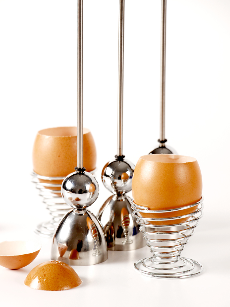 DỤNG CỤ BÓC VỎ TRỨNG TẠO LỖ TRÒN