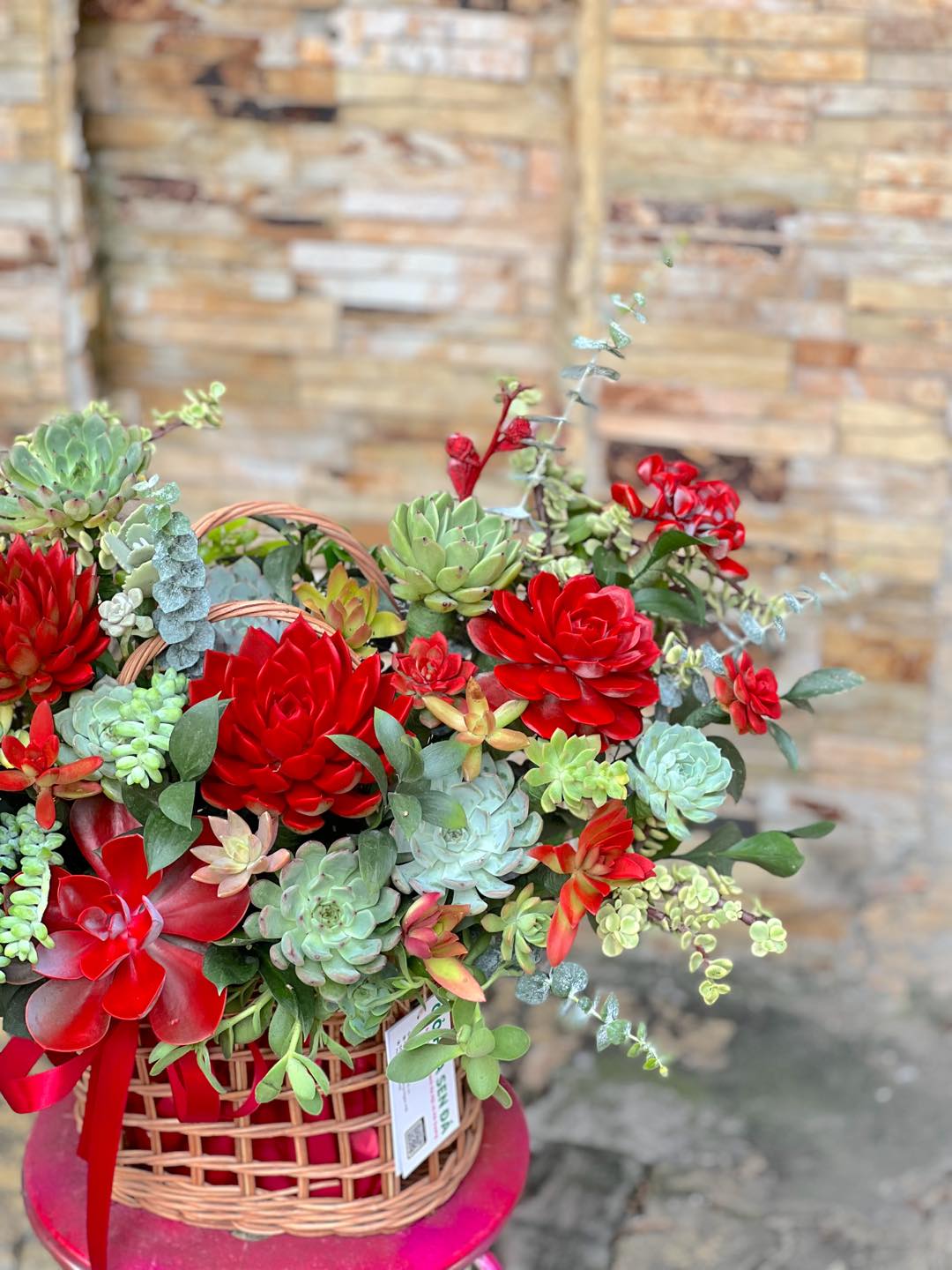 gio-hoa-sen-da-tone-do