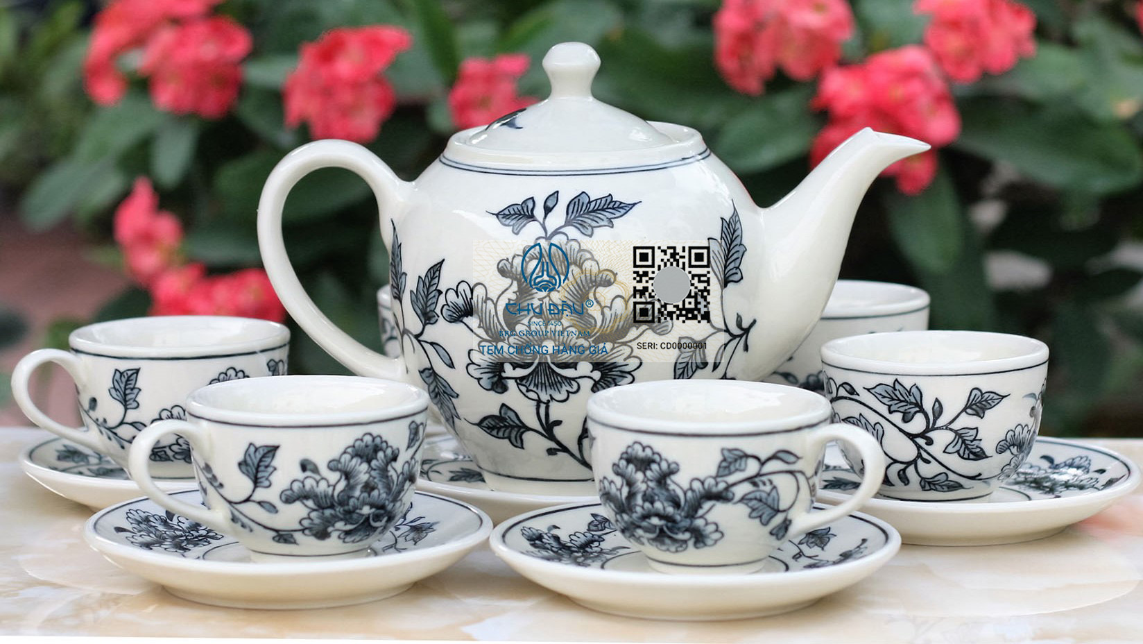 BỘ ẤM TRÀ GỐM SỨ CAO CẤP MANG PHONG CÁCH HIỆN ĐẠI