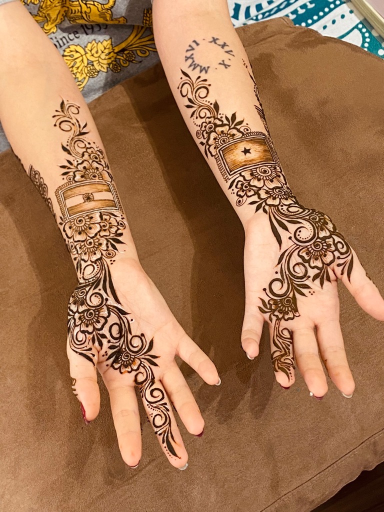 Cá tính với Henna