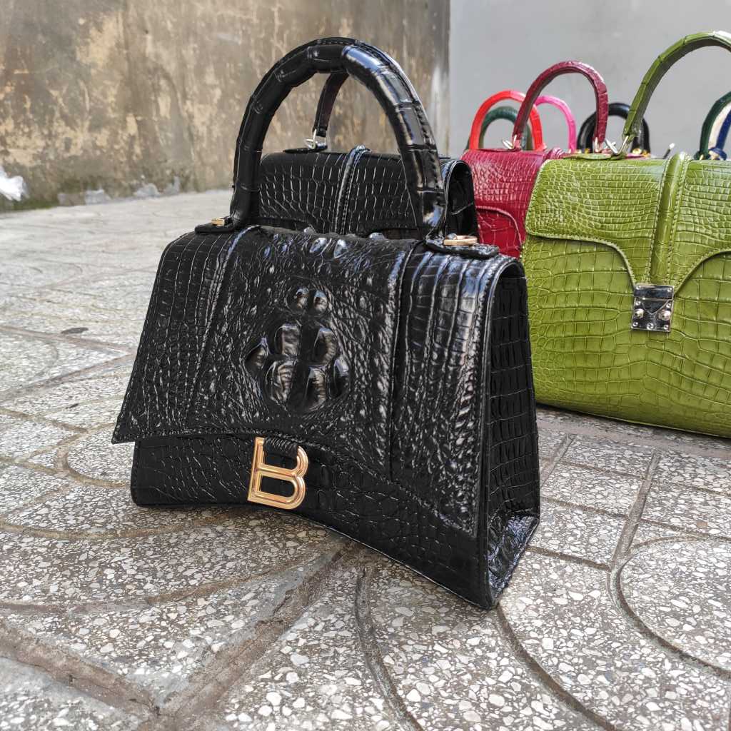 Túi nữ thiết kế Thời trang siêu dễ thương. Gù cá sấu đẹp đẳng cấp! Túi Nữ Thiết Kế Thời Trang Siêu Dễ Thương. Gù Cá Sấu Đẹp Đẳng Cấp!