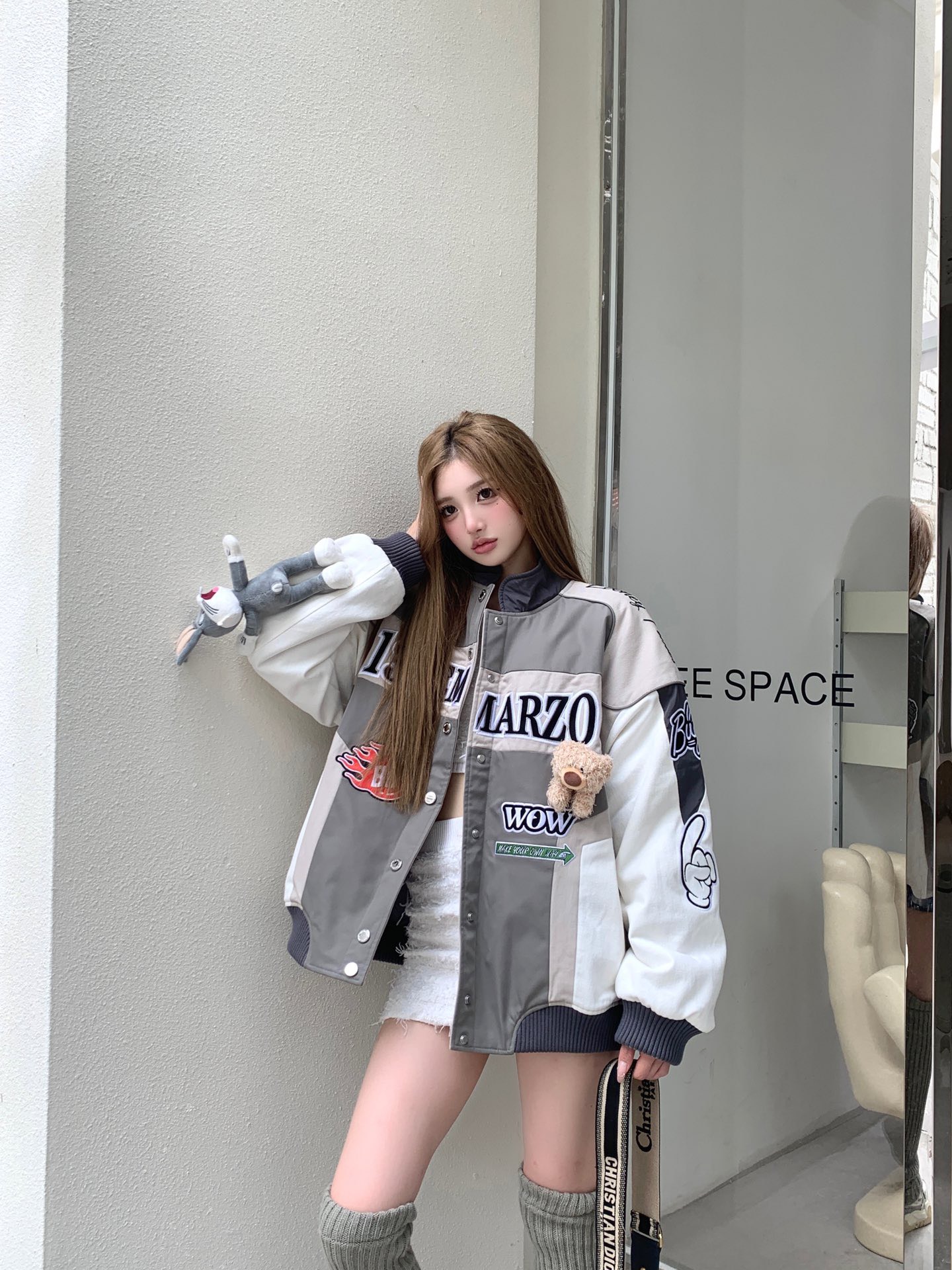 13DE MARZO x LOONEY TUNES Bugs Bunny Baseball Jacket Vapor Gray