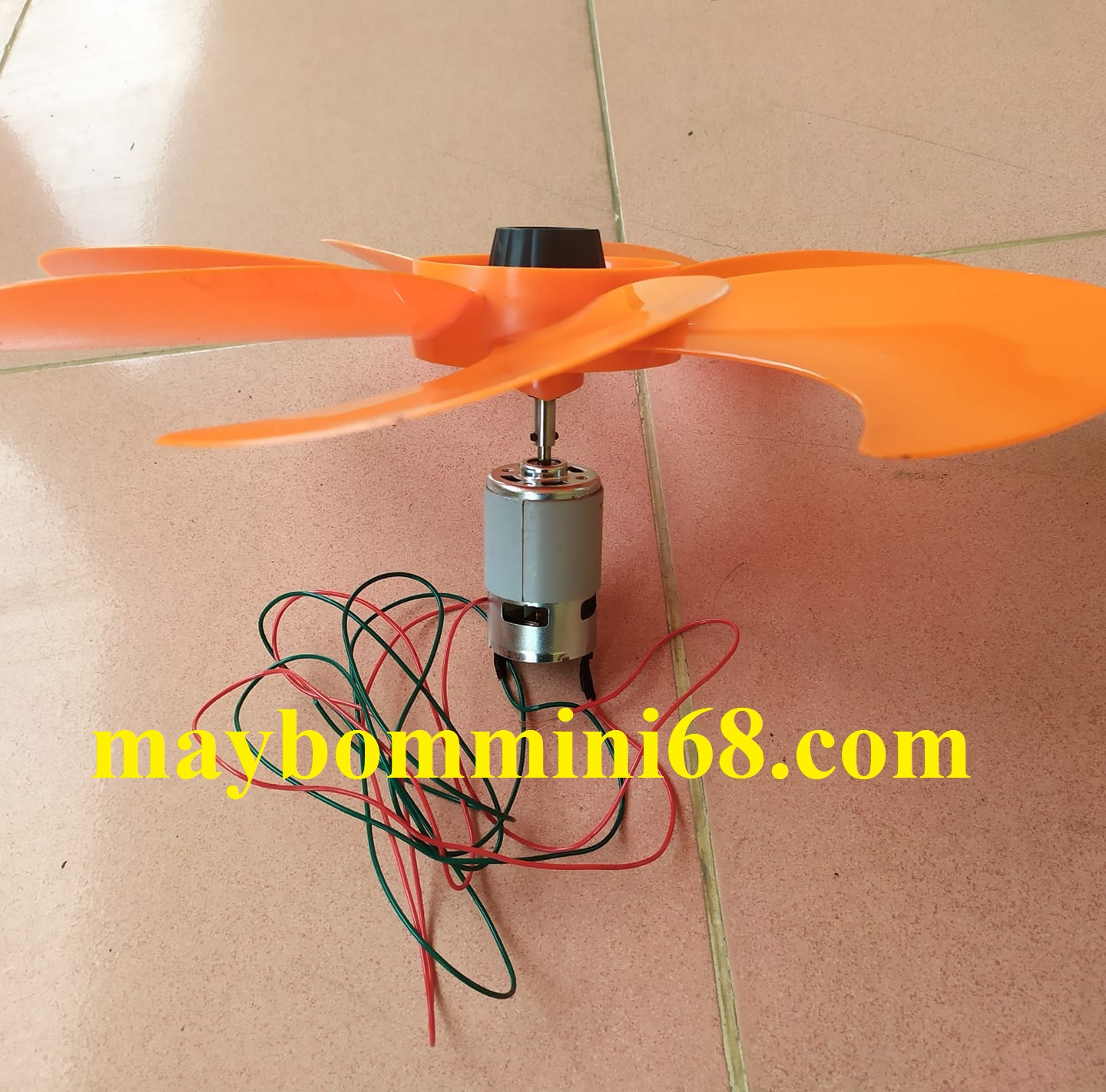 Mô tơ 12-24v chế quạt ăc quy kèm điều khiển tốc độ Máy bơm mini 68