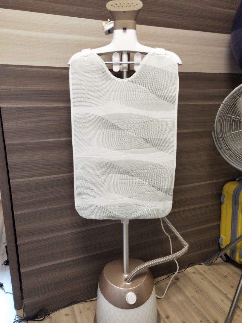 Bàn là cây hơi nước Philips GC524 1600W