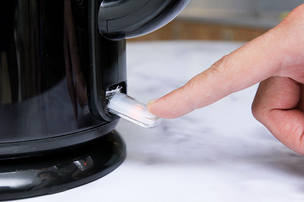 Bình đun siêu tốc Midea MK-317DB (1.7L) - Đen - Hàng Chính Hãng