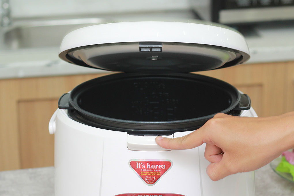 Nồi cơm điện Cuckoo CR-1055 1.8 Lít