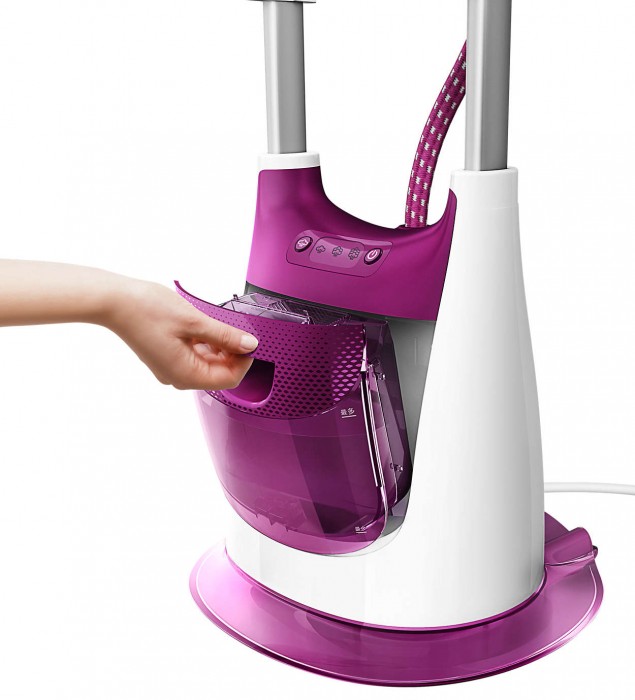 Bàn là cây hơi nước đứng Philips GC612 2000W