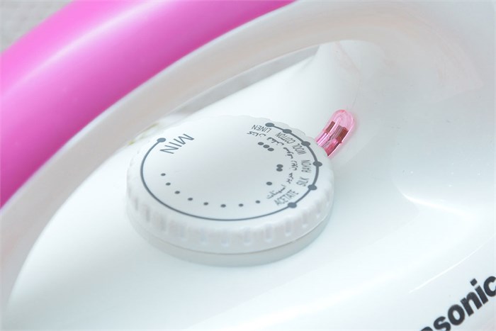 Bàn là khô Panasonic PABU-NI-317TVRA - Hàng chính hãng