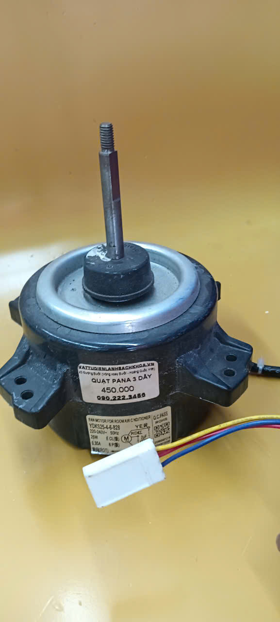 Quạt Cục Nóng Điều Hòa Panasonic - Model YDKS25-4-6-828